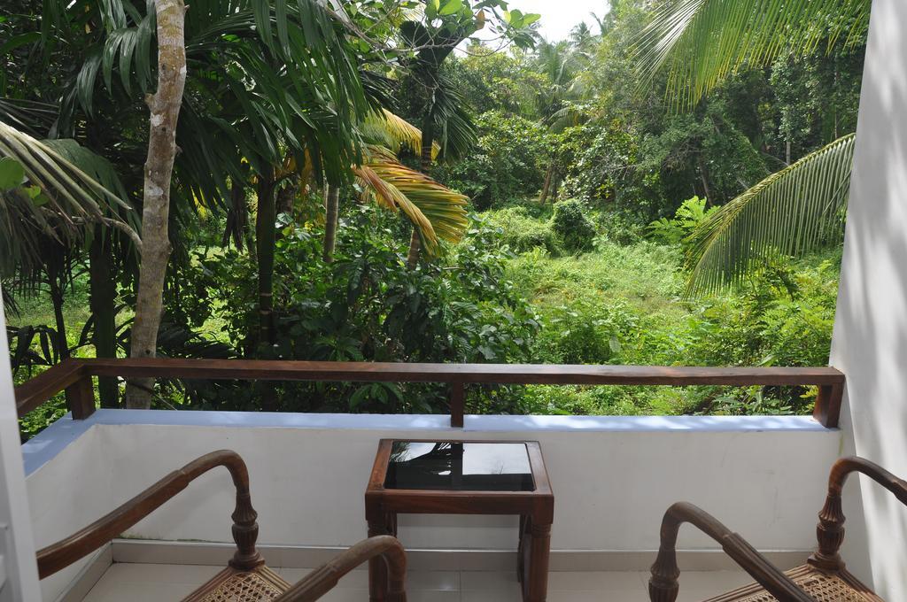 The Fence Bed & Breakfast Bentota Luaran gambar