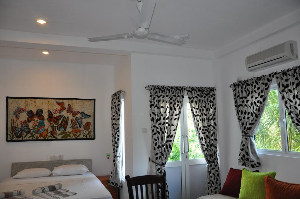 The Fence Bed & Breakfast Bentota Luaran gambar