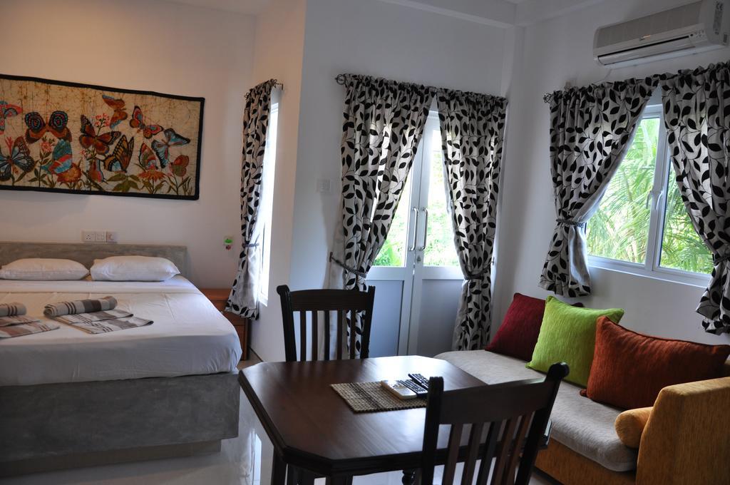 The Fence Bed & Breakfast Bentota Luaran gambar